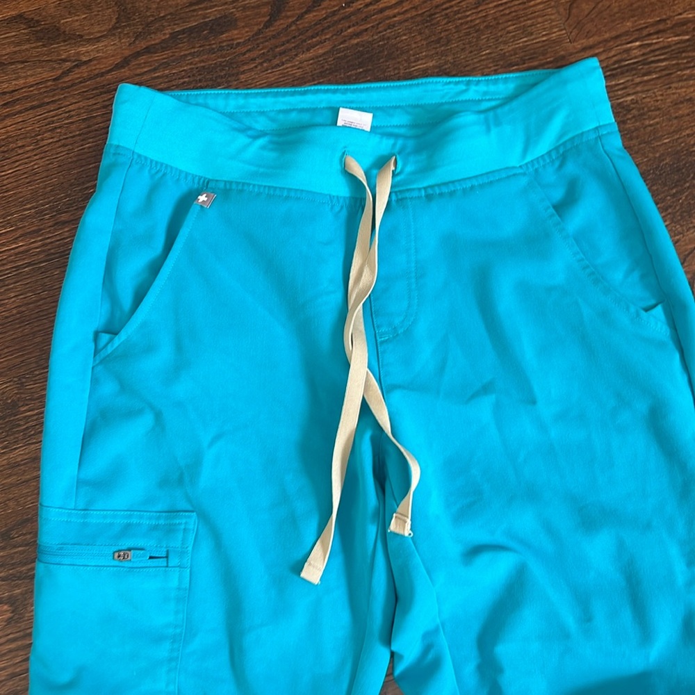 Teal figs scrub bottoms